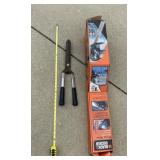 Black & Decker 17ï¿½ hedge trimmer and True Temper