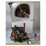 Dickensï¿½ Abington Lockside Inn lighted village