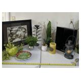 Candle lamp, black tote, fake flower