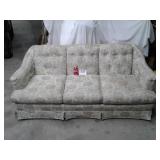 JUSTICE FURNITURE CO. FLORAL COUCH