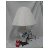TABLE LAMP:BRASS BASE