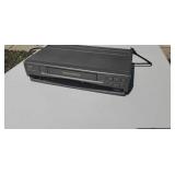 Philips magnavox VHS player works
