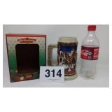 1998 BUDWEISER HOLIDAY STEIN, NIB
