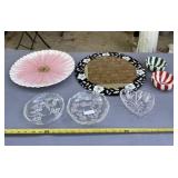 The Bombay Company Inc flower tray with trip,
