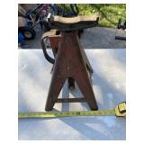 Jack stand