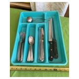 Silverware and silverware tote