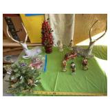 Christmas trees, reindeer and nutcrackers