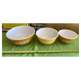 Pyrex Butterfly Gold Pattern bowls