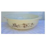 Pyrex golden branch 9 in Bowl