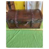 Small 17.5 w  x 12 deep x 8 tall wood chest