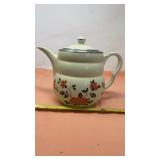 HALLS red poppy  theme teapot