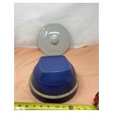 USA stoneware mixing bowl with crack in it and