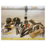 Utility knives, quick mask, scrapers, knee pads