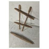 Primitive wood adjustable yolk & weaving 20"