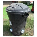 Homemade Trash Can Feeder
