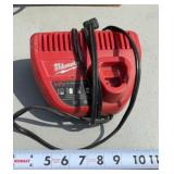 Milwaukee Battery Charger