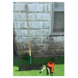 UnionTools Barn Scraper, Hedge Trimmers