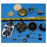 Vtg Costume Jewelry. Various brooches and stick