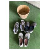 Womenï¿½s Shoes 7/8 and Basket