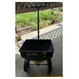 True Temper Push Spreader