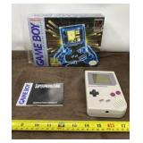 Nintendo GameBoy 1989 with Super Mario Land Game