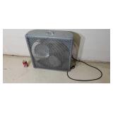 HD window fan works.