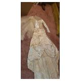 Vintage wedding dress size 6.