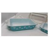 3 pieces of Pyrex