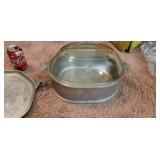 2 pieces of guardian service ware.