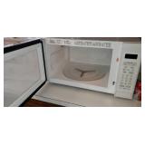 Large Amana microwave