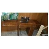 Domestic sewing machine  (works)