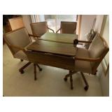 Drop Leaf Table. Measures 30"x48" with