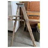 Wooden 4 Foot Ladder