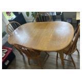 Wooden Dinning Room Table with Leaf
