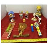 Tweety Bird Glasses, Plastic Cup with Straw, Salt