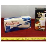Sunbeam Electric Knife and Chefï¿½s Kitchen Quick