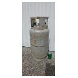 8 gallon forklift propane tank