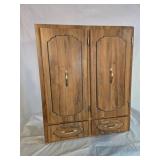 Bathroom wall cabinet