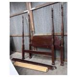 Mastercraft Federal Style Mahogany Queen Bed,