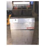 Vulcan Fryer 27in/50in/30in
