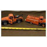 1949 Ford Philips Wrecker and 1953 Ford Philips
