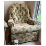 Winged Back Lounge Swivel Chair in Good Condition