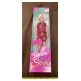 1998 Mattel Style Fashion Avenue Barbie