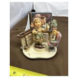 Goebel Hummel "Make Me Pretty" Porcelain Figurine