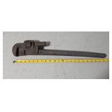 Large pipe wrench