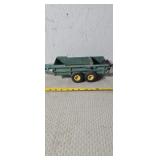 John Deere Hydra-Push manure spreader