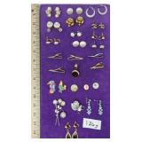 Vintage Costume Jewelry: screwback & clip