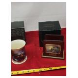 Thomas Kinkade Candle Holder & Napkin Holder