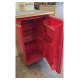 Small Fridge/Storage Doesn