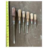 Wooden Handle Screw Drivers